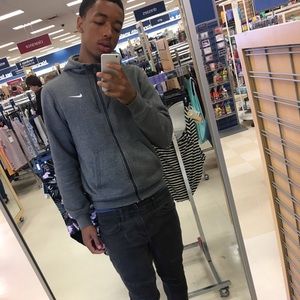 Meet your Posher, Isaiah